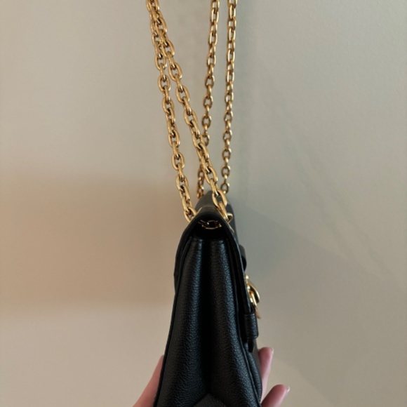 Brand new Louis Vuitton Vavin BB Bag - Picture 4 of 13